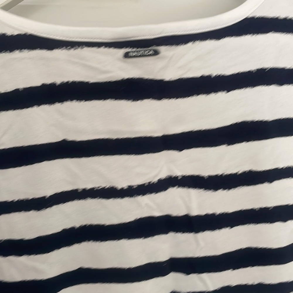 Nautica beach dress . Never worn with tags - Picture 3 of 4